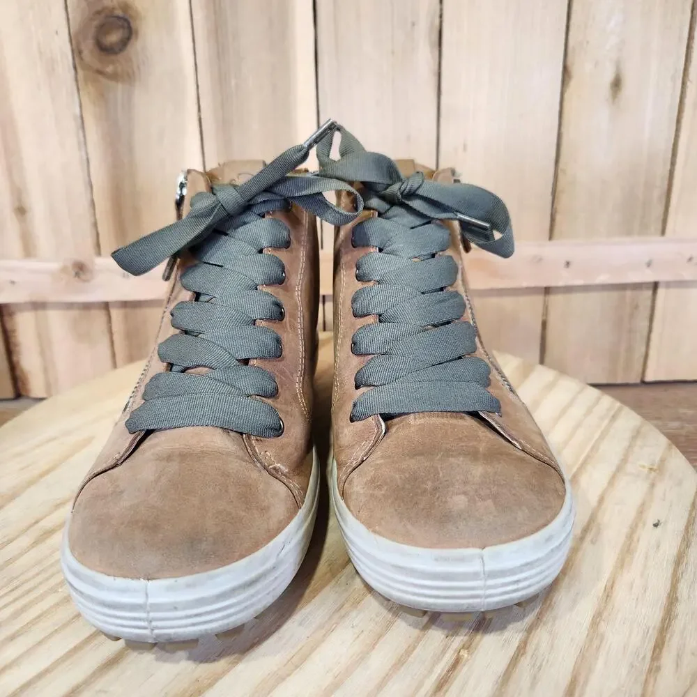 ECCO Soft 7 Tred GTX HI Boots Womens 10 Brown Leather Zip Lined Walking Comfort